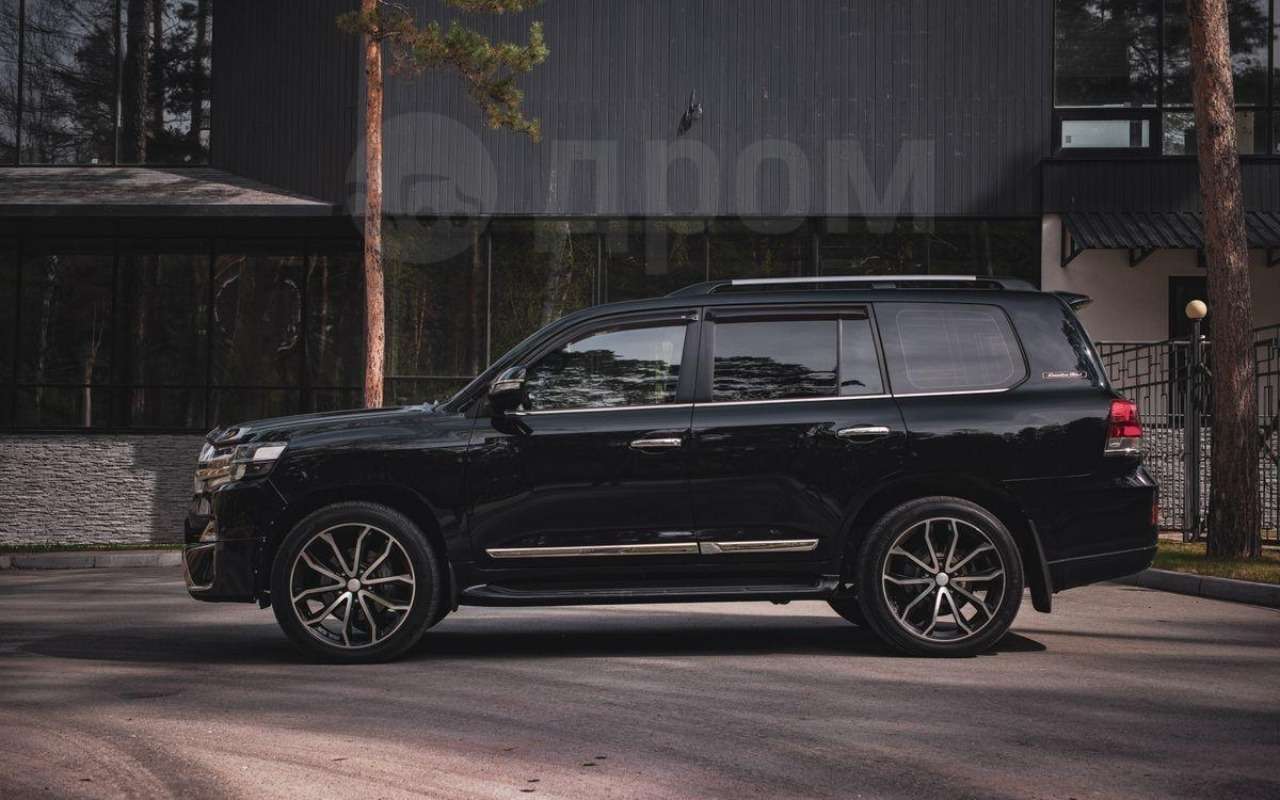 Toyota Land Cruiser 200