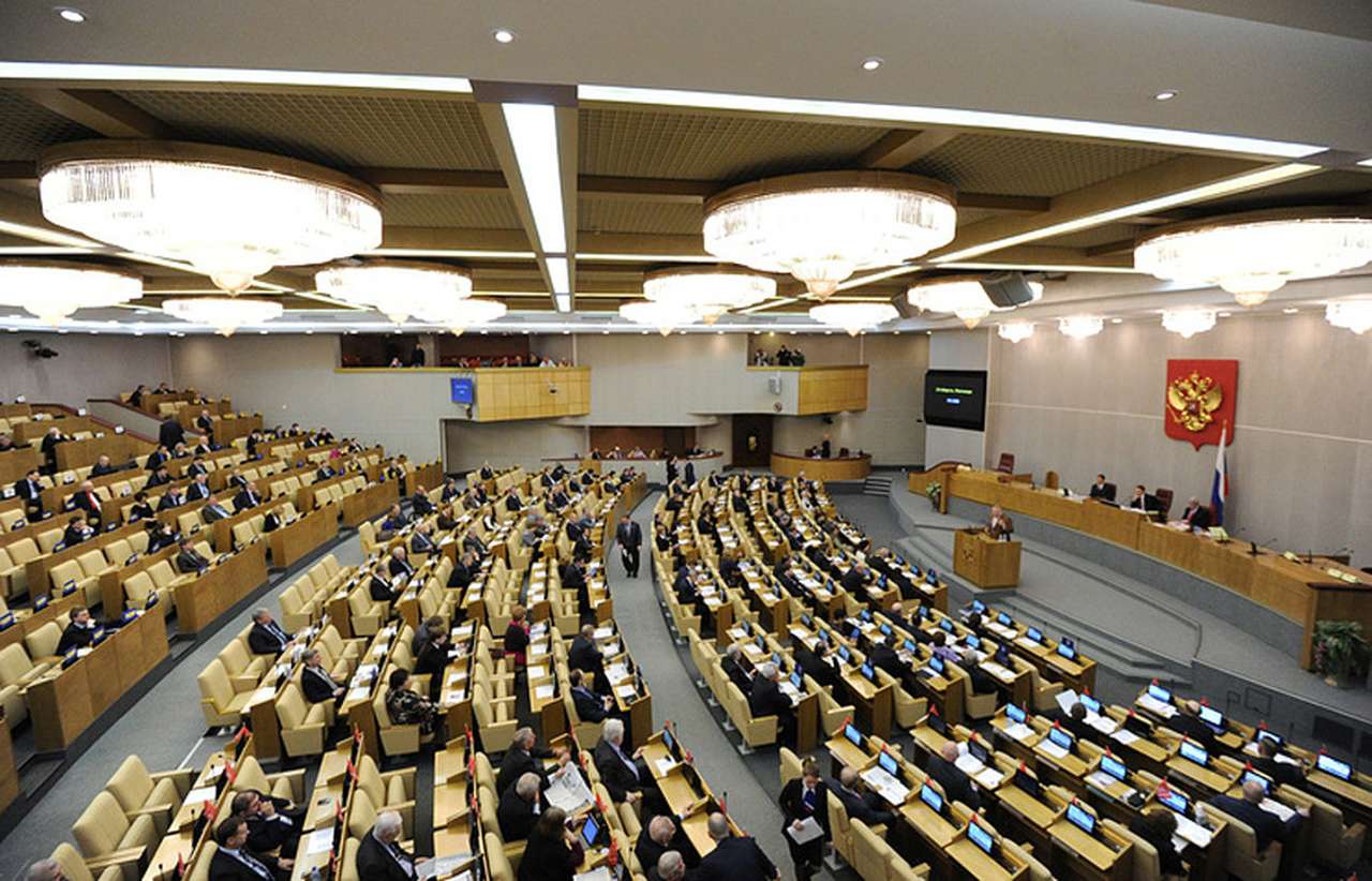 Госдума может утвердить институт страхового омбудсмена до начала зимы