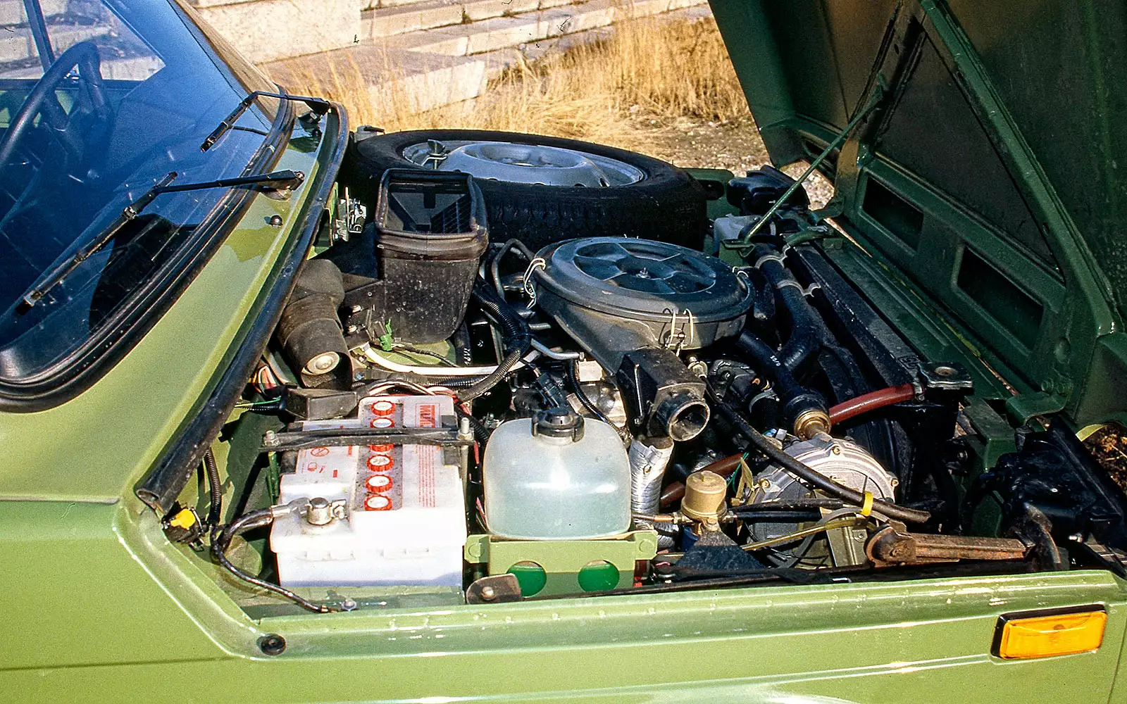Компоновка подкапотного пространства. Просьба. @ Нива 4x4