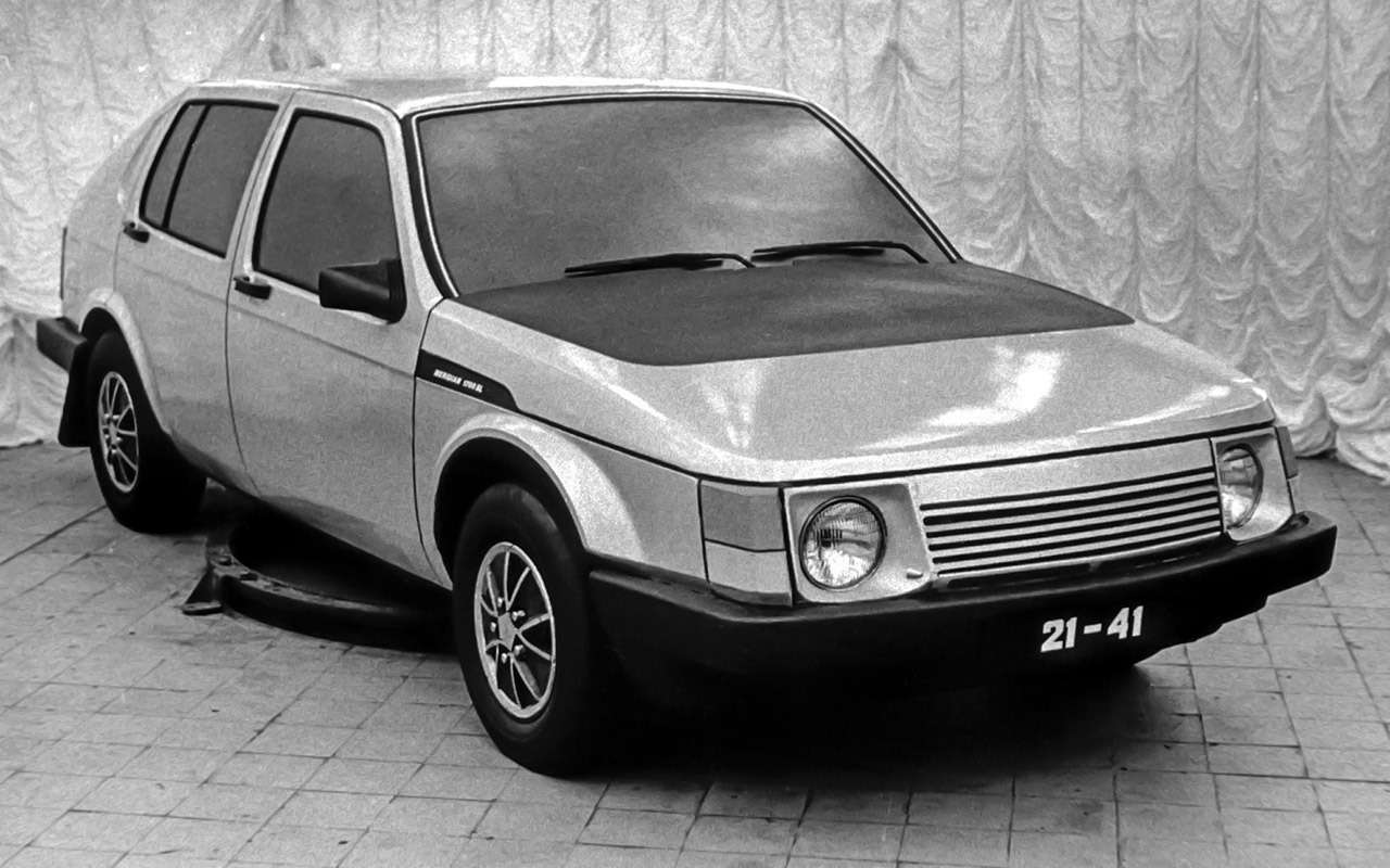 Полноразмерный макет Москвича-С2 уже с индексом 21-41.