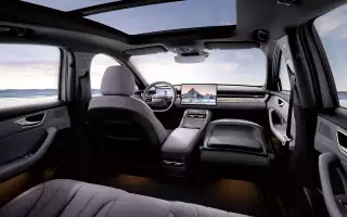 Интерьер Roewe M7