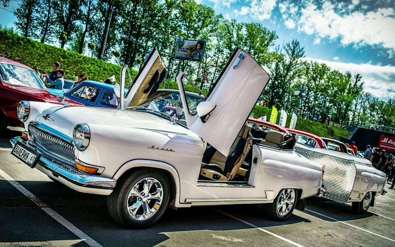 Продается уникальный кабриолет Волга с ламбо-дверями и прицепом