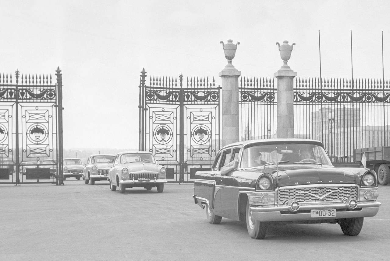 Парк легковых автомобилей в России вырос до 40 млн штук