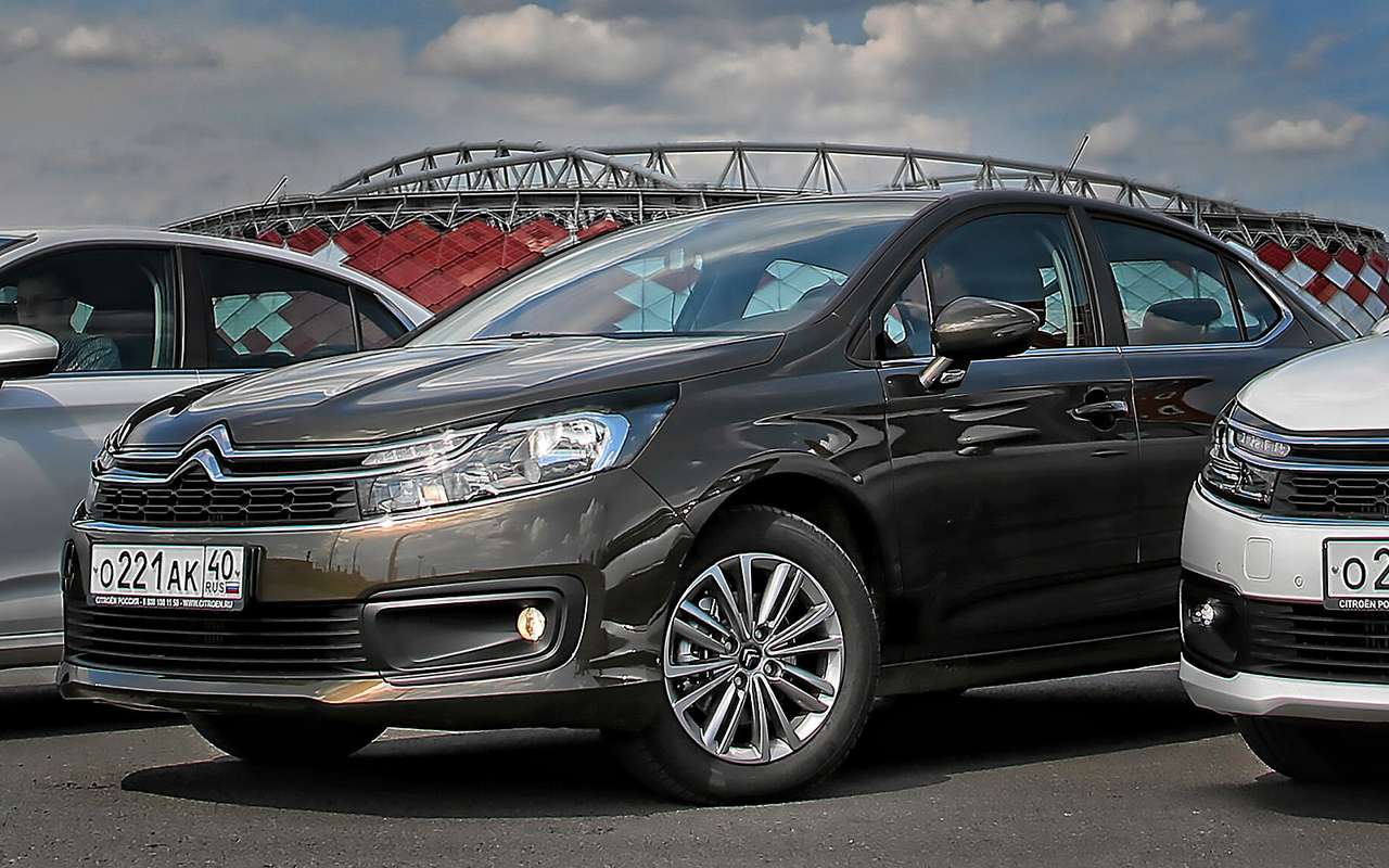 Обновленный Citroen C4