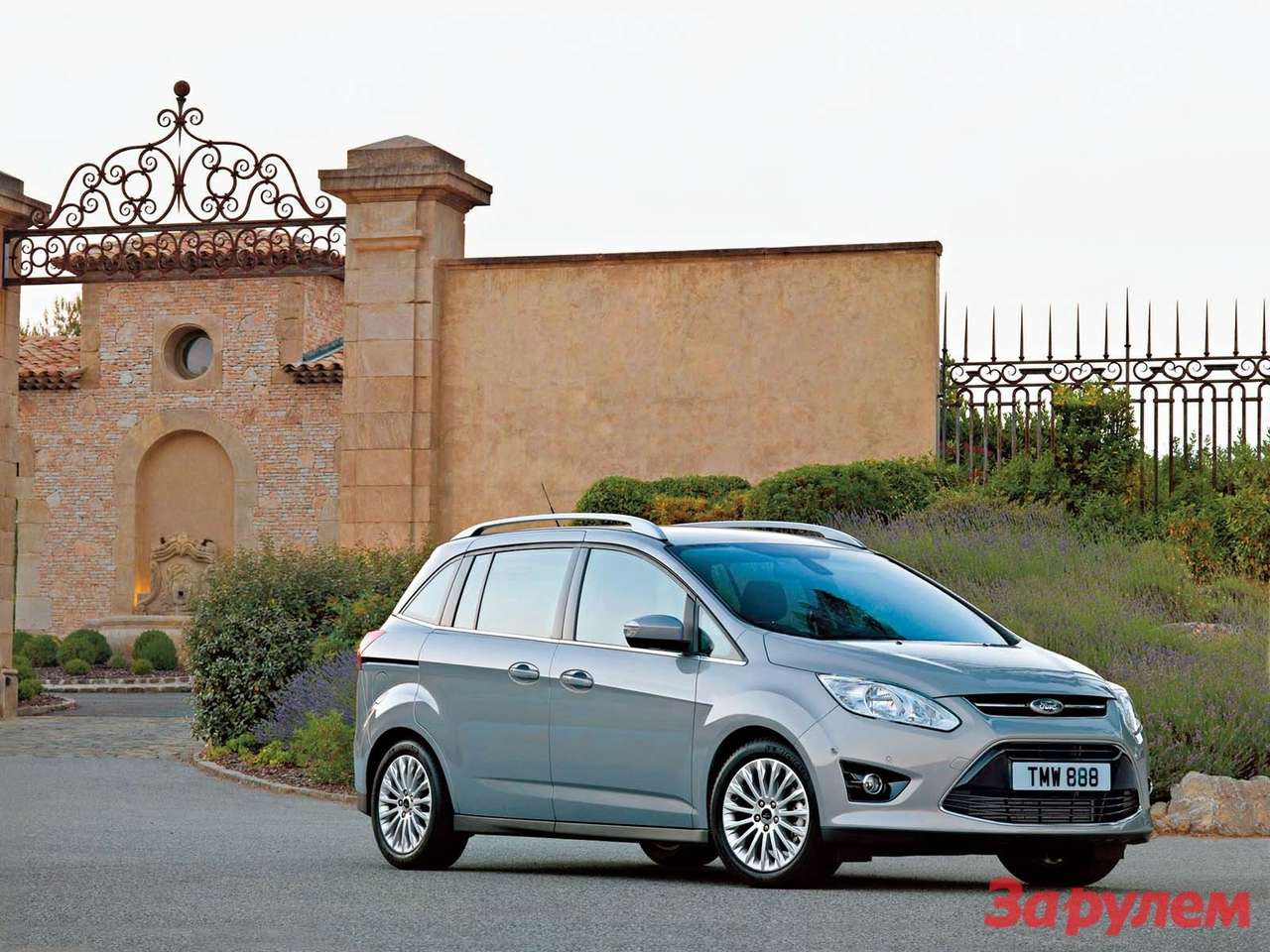 Ford Grand C-Max вместо S-Max: не откладывая мечту