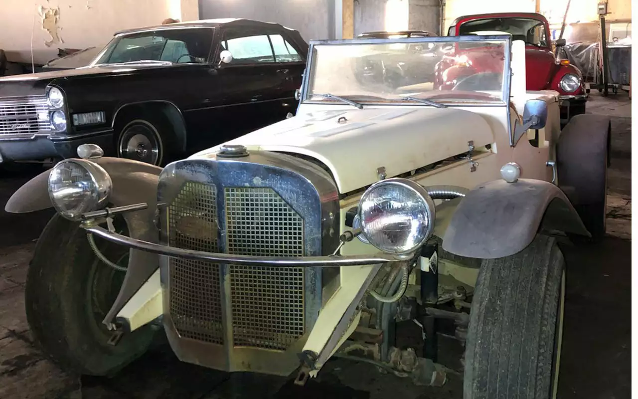 Продается уникальная коллекция из 130 машин