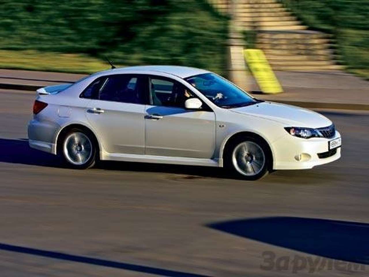Авто на час: Subaru Impreza 2,0 R Sport: Под горячее