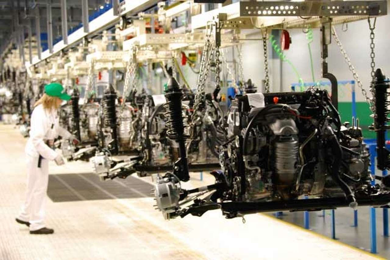 Японский автопром бежит от иены за океан