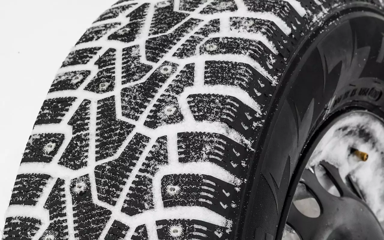 Отзывы о зимней резине. Pirelli Ice Zero (шип.) R15. Hankook Ice Zero. Spike-02 195 65 r15. Автомобильная шина Marangoni 4 Ice e+ 225/65 r17 102t зимняя шипованная.