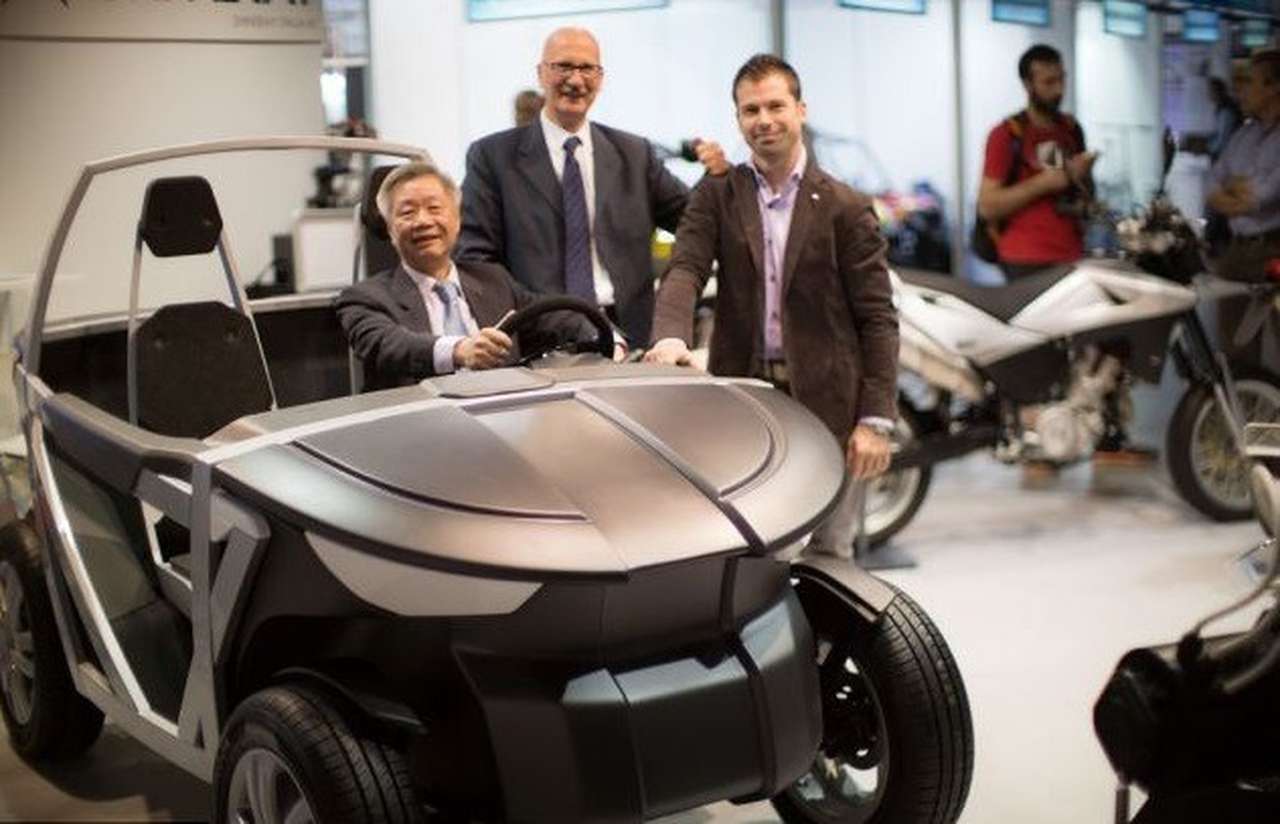 Итальянский проект Urban Tabby позволит собрать автомобиль за 40 минут