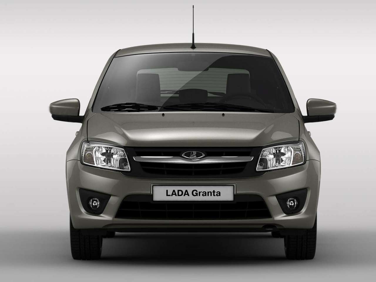 АВТОВАЗ скрестил седан Lada Granta с лифтбеком