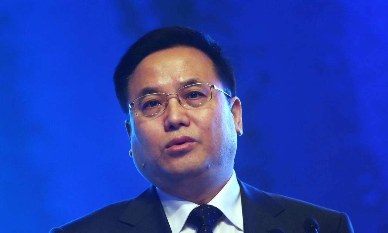 Глава Dongfeng вылетел с работы за взятки