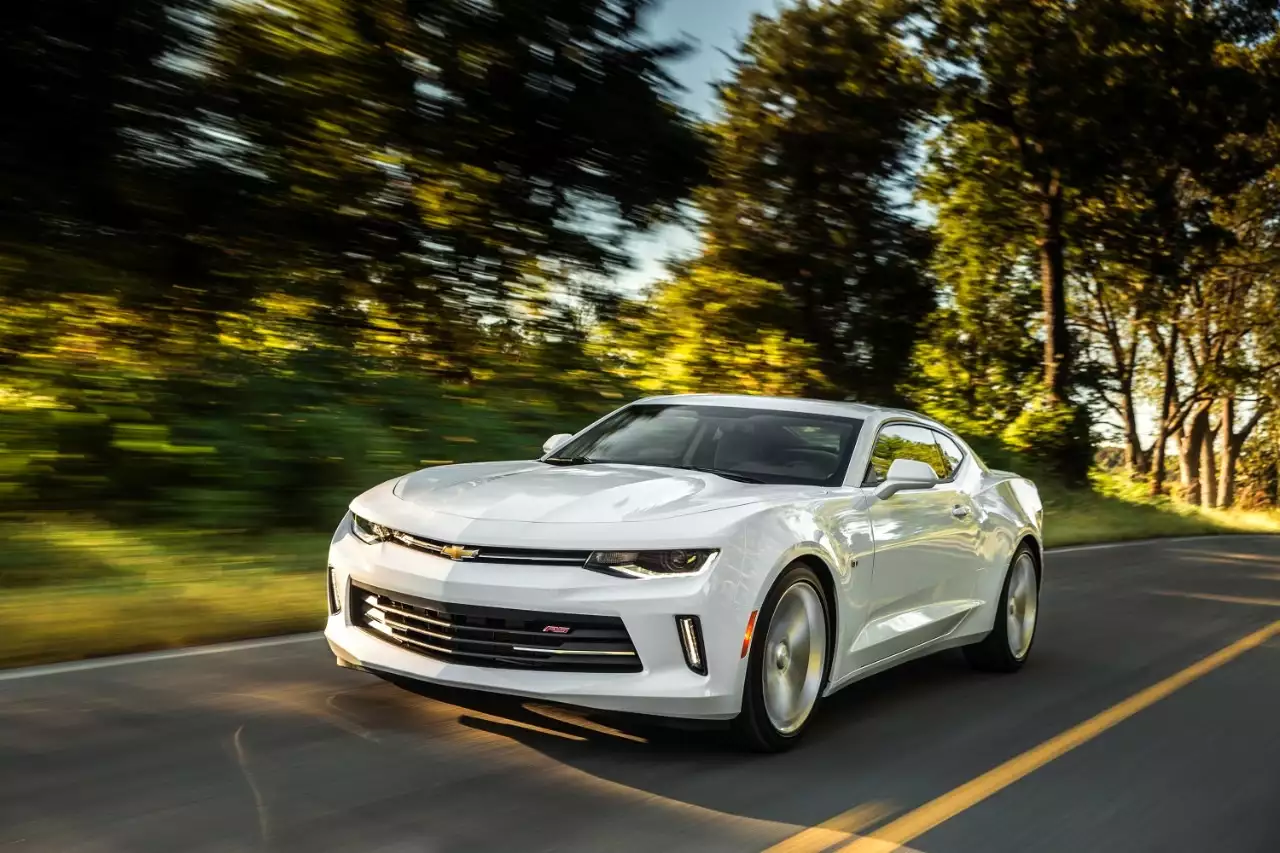 Chevrolet Camaro шестого поколения едет в Россию