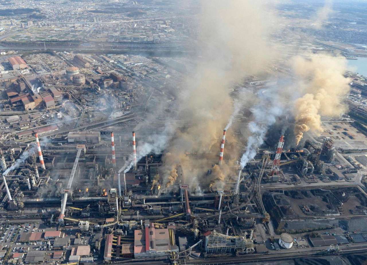 Toyota задержит поставку 23 тысяч автомобилей из-за осевшей на них копоти