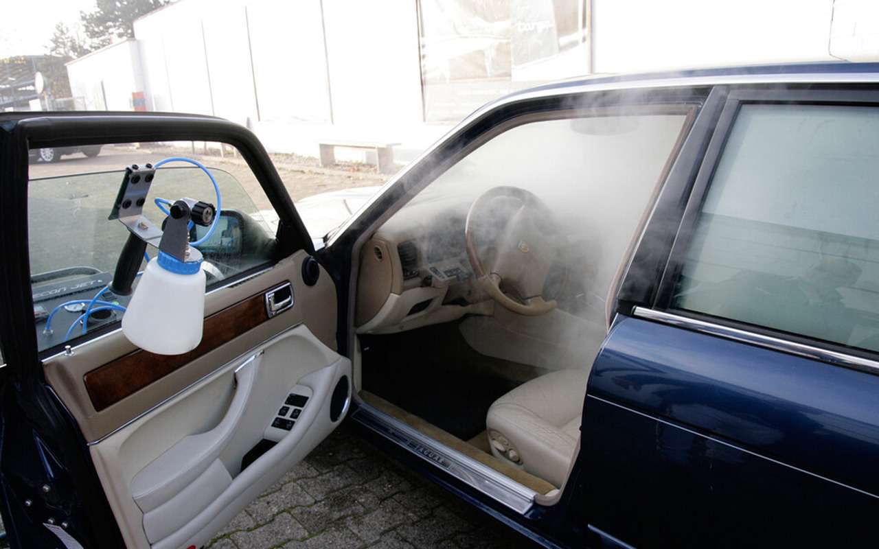 Изобрели «волшебный туман» для автомобиля