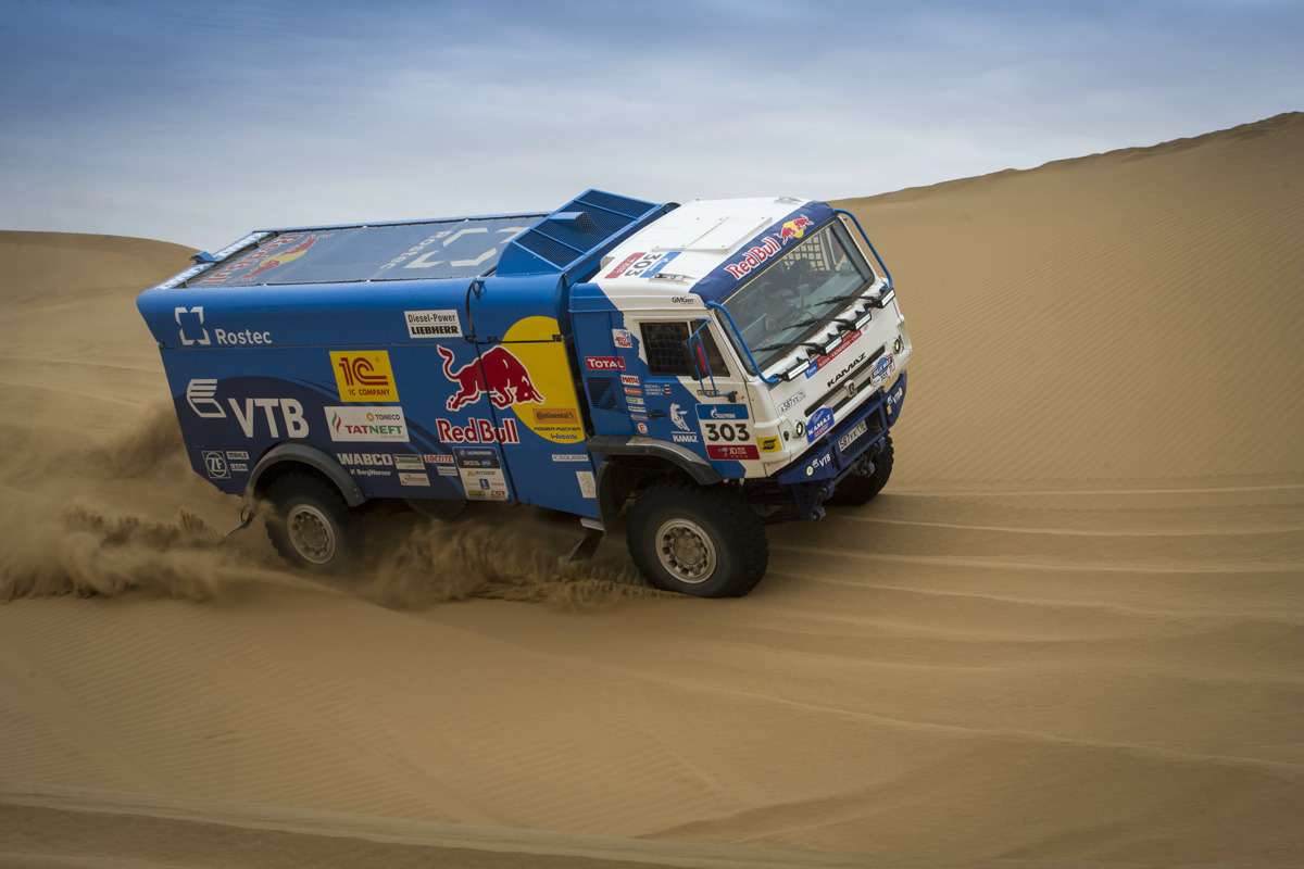 Silk way отзывы. Silk way Rally КАМАЗ мастер 2017. Мотоспорт КАМАЗЫ. Ока КАМАЗ мастер.