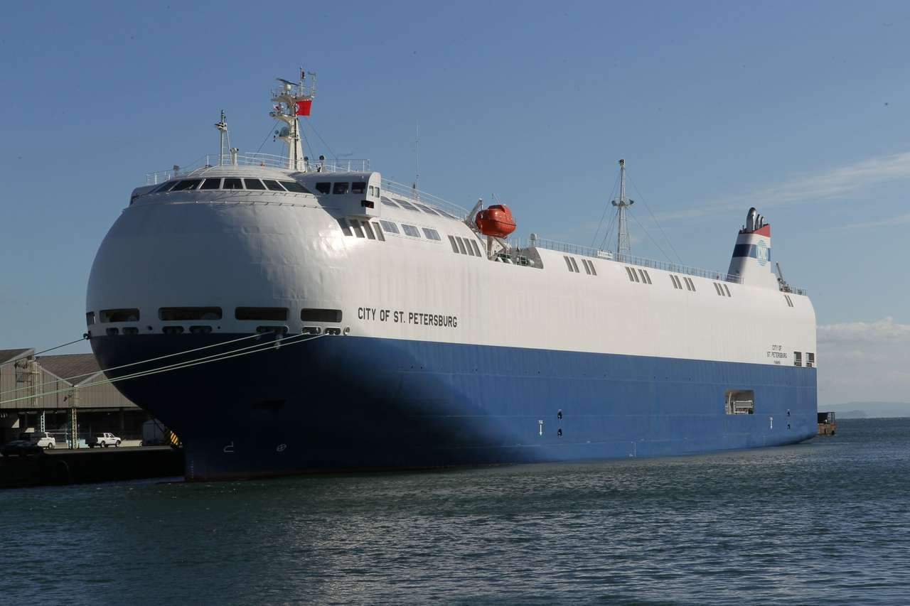 Nissan представил экологичное судно для перевозки автомобилей