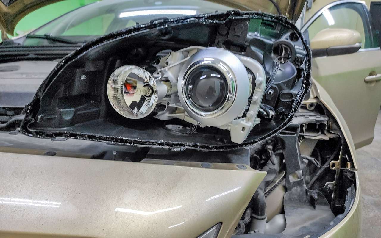 Столичная полиция и оперативники Татарстана задержали автомошенников из Казани