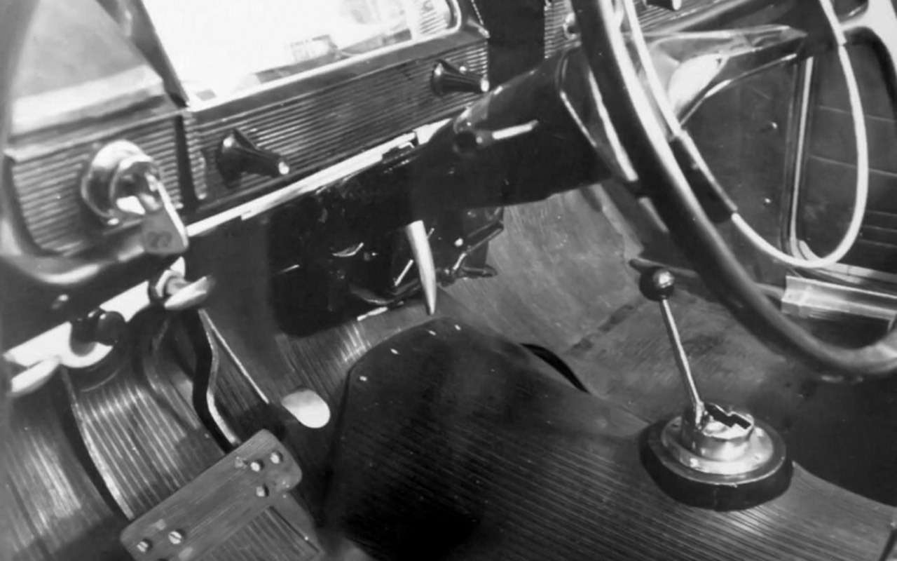 Экспериментальный Москвич‑412 с авто­матической коробкой Borg Warner.