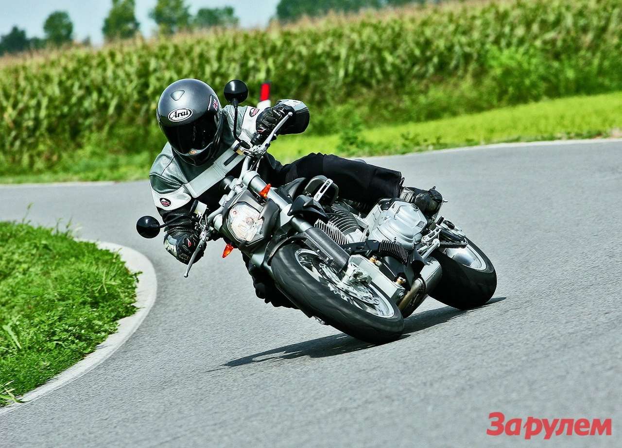 CR&S DUU: пауэр-круизер, 2011 г, 1916 см³, 97 л.с., 245 кг, от 19 000 евро.