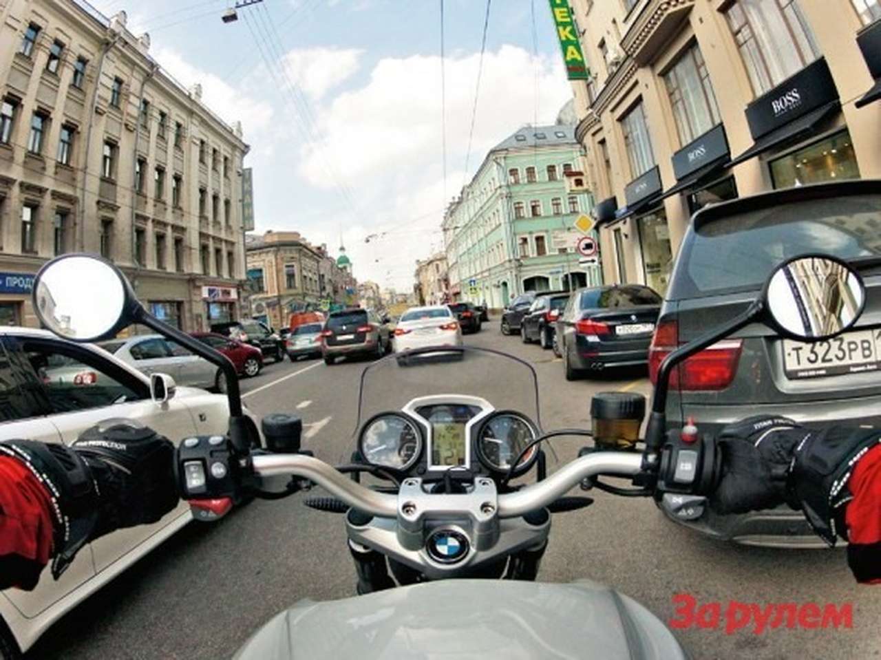 Байкеры хотят ездить по выделенкам 