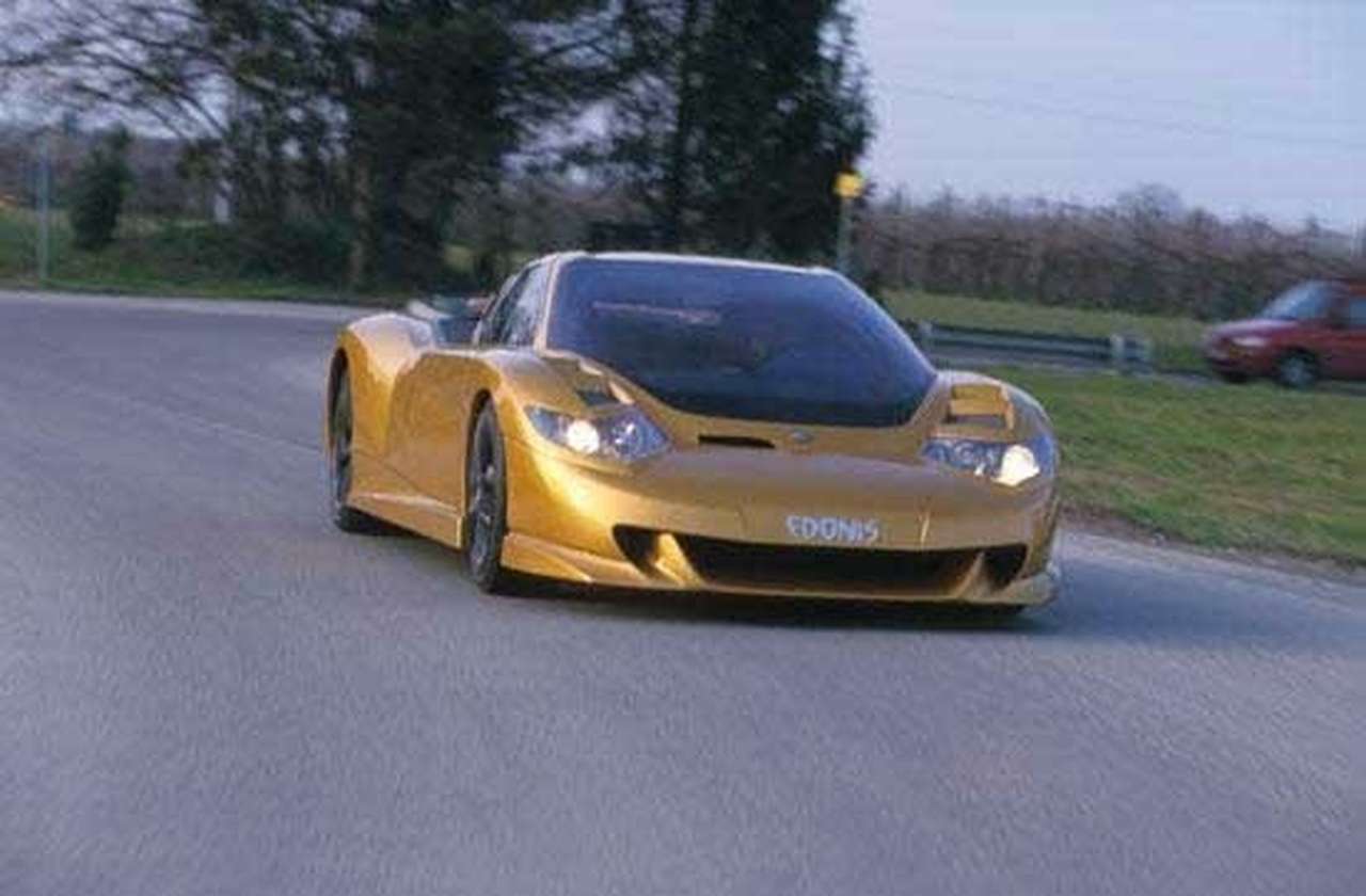 Новый конкурент Ferrari и Lamborghini