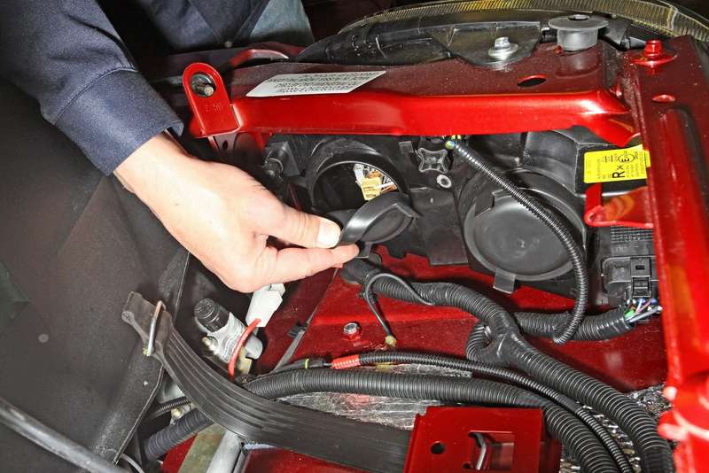 Замена габаритных огней - Chevrolet Niva, 1,7 л, 2005 года своими руками DRIVE2