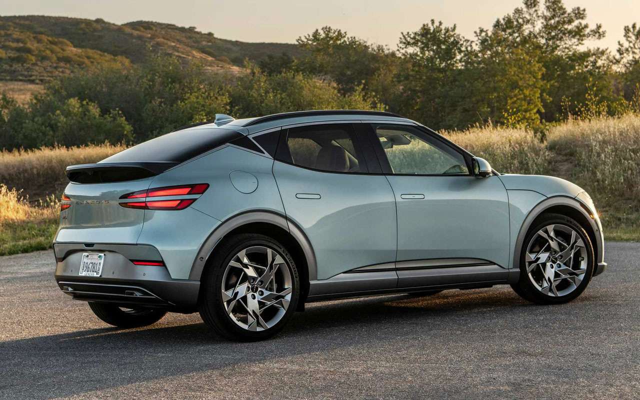 Названа цена кросс-купе Genesis