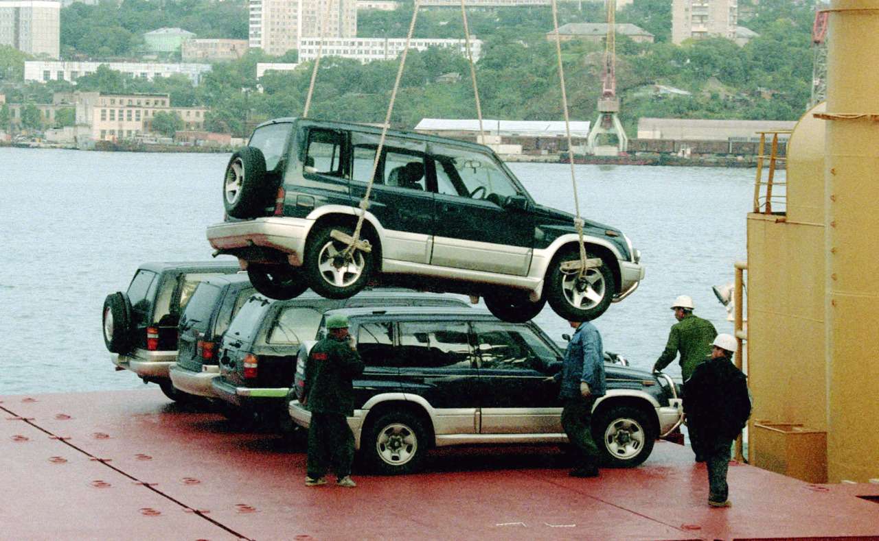 С 1 июля ввезти подержанную иномарку станет сложнее (и дороже)