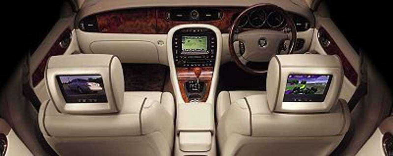 Jaguar показал, что такое мультимедиа