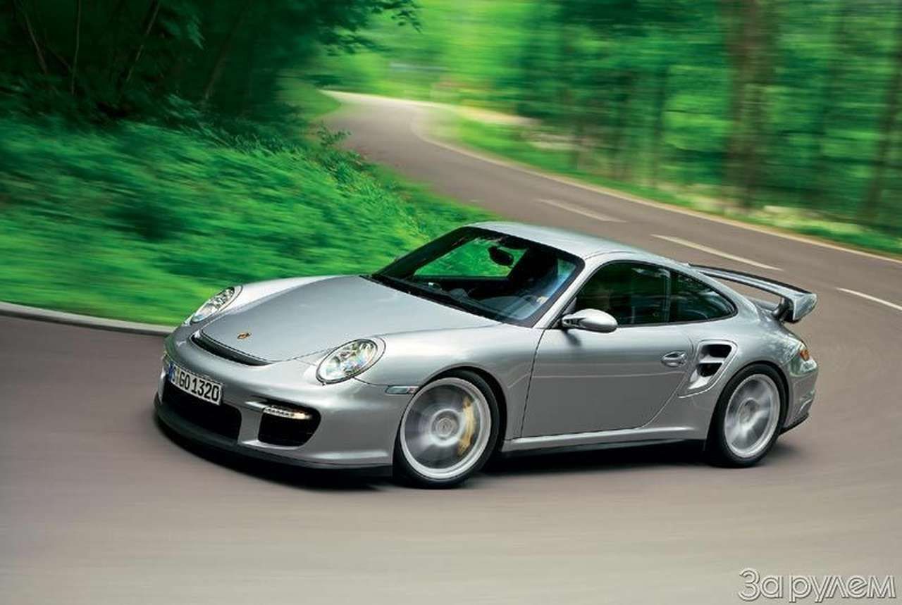 А человек играет на трубе