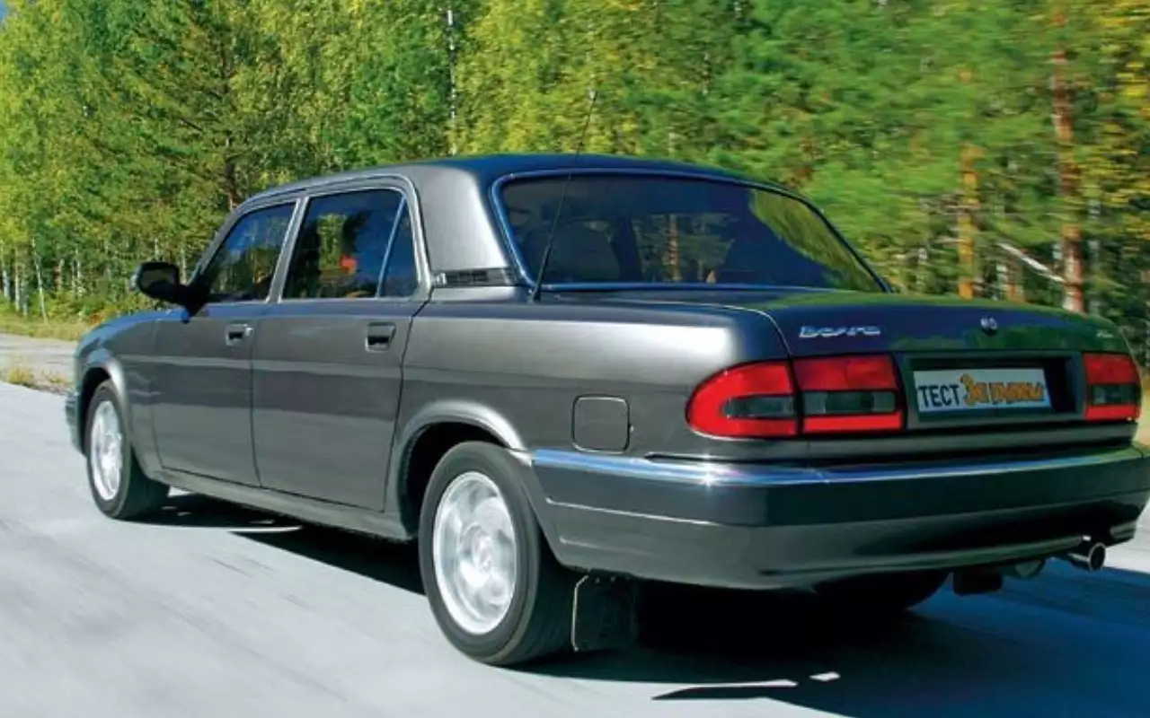 ГАЗ‑311055 — попытка создать «отечественный Мерседес».