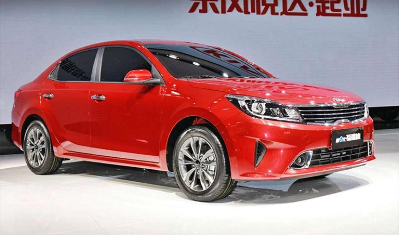 Kia представила дешевый седан С-класса на платформе Rio