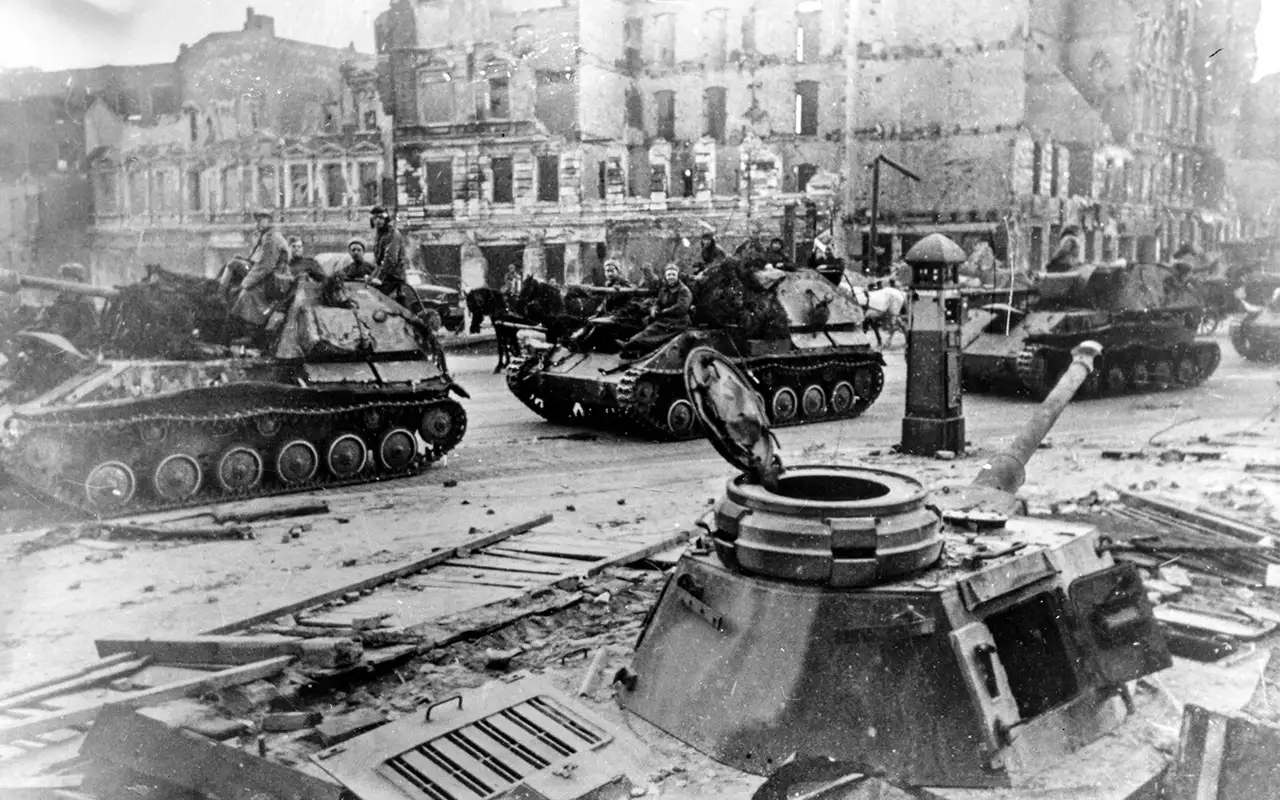 Самоходная установка СУ‑76, 140 л. с., 1943–1945 годы.