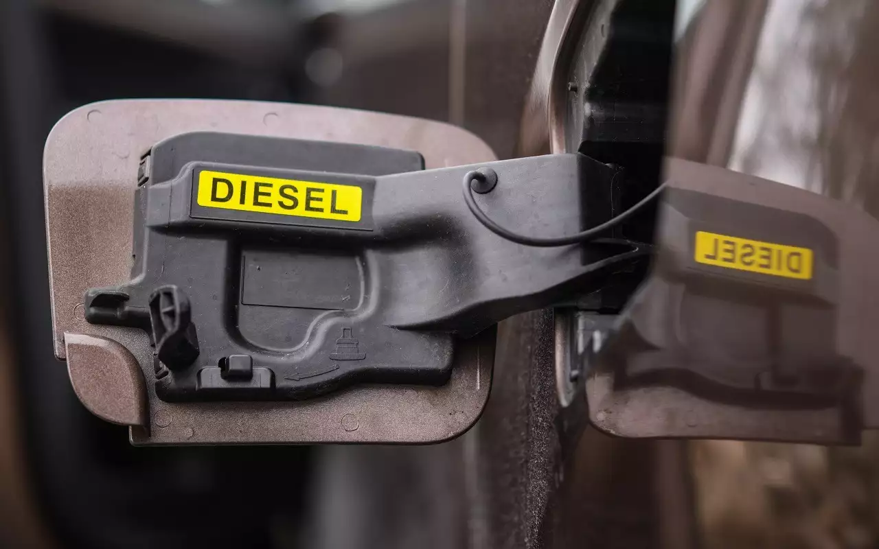 Почему сосед зимой никуда не ездил — из-за чего и как подводит дизель на морозе