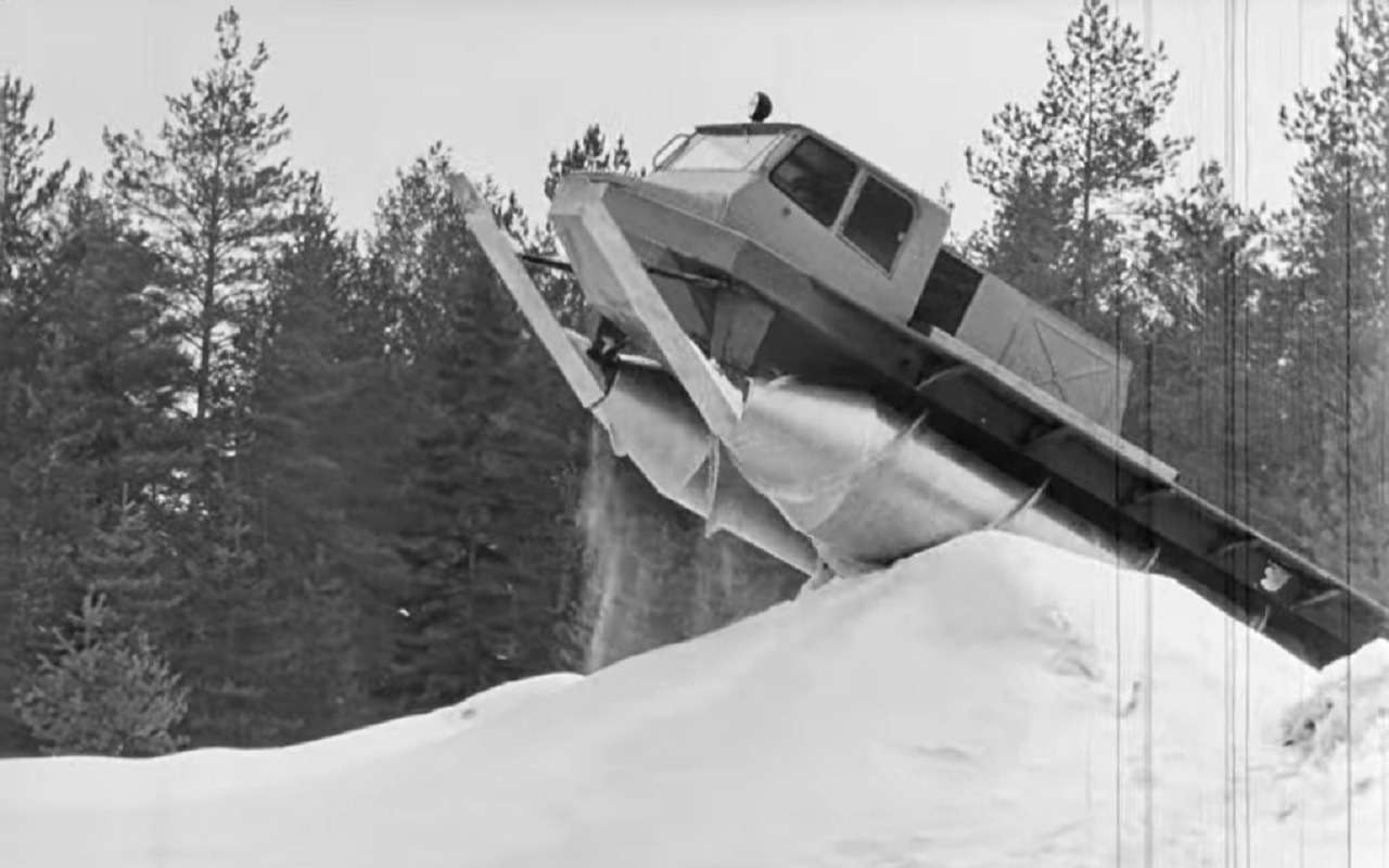 Шнекоход в движении! Смотрим за испытаниями уникальной машины