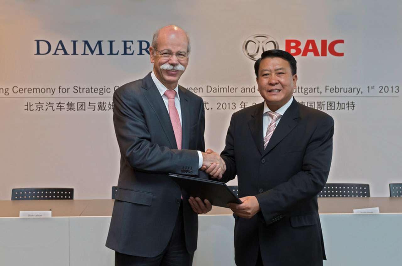 Глава концерна Daimler Дитер Цетше и президент BAIC Сюй Хей