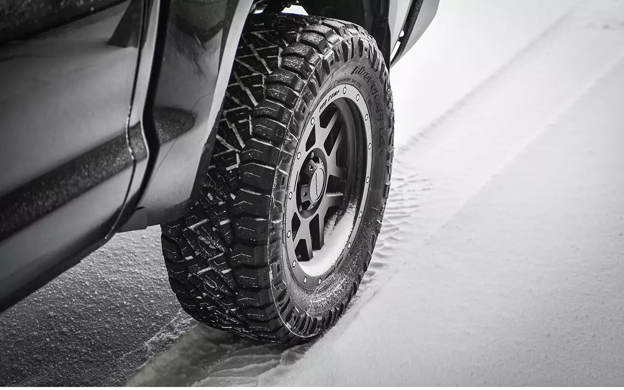 Эксперты напомнили о нюансах сезонной «переобувки» автомобиля