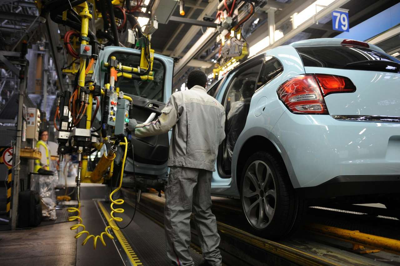 Citroen собирается закрывать завод во Франции