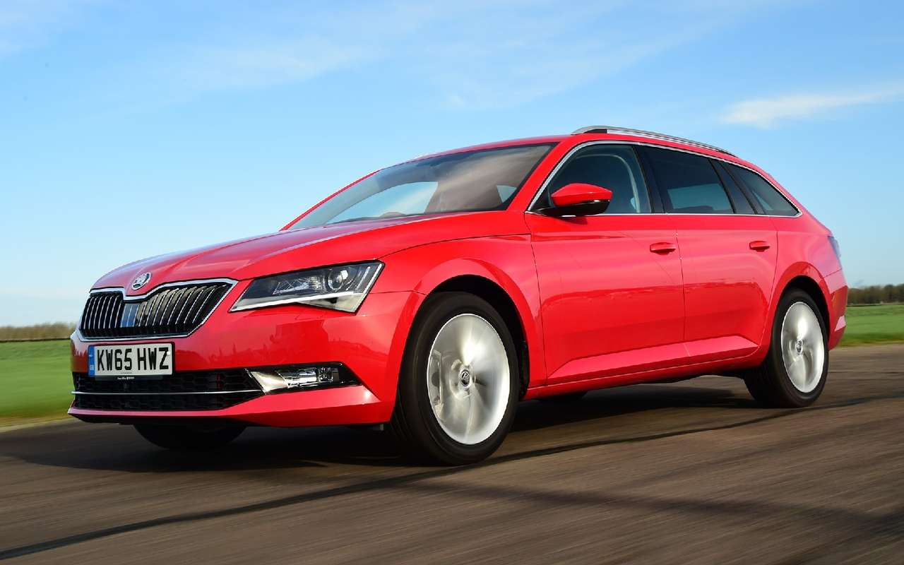 Skoda Superb обидел старичков!