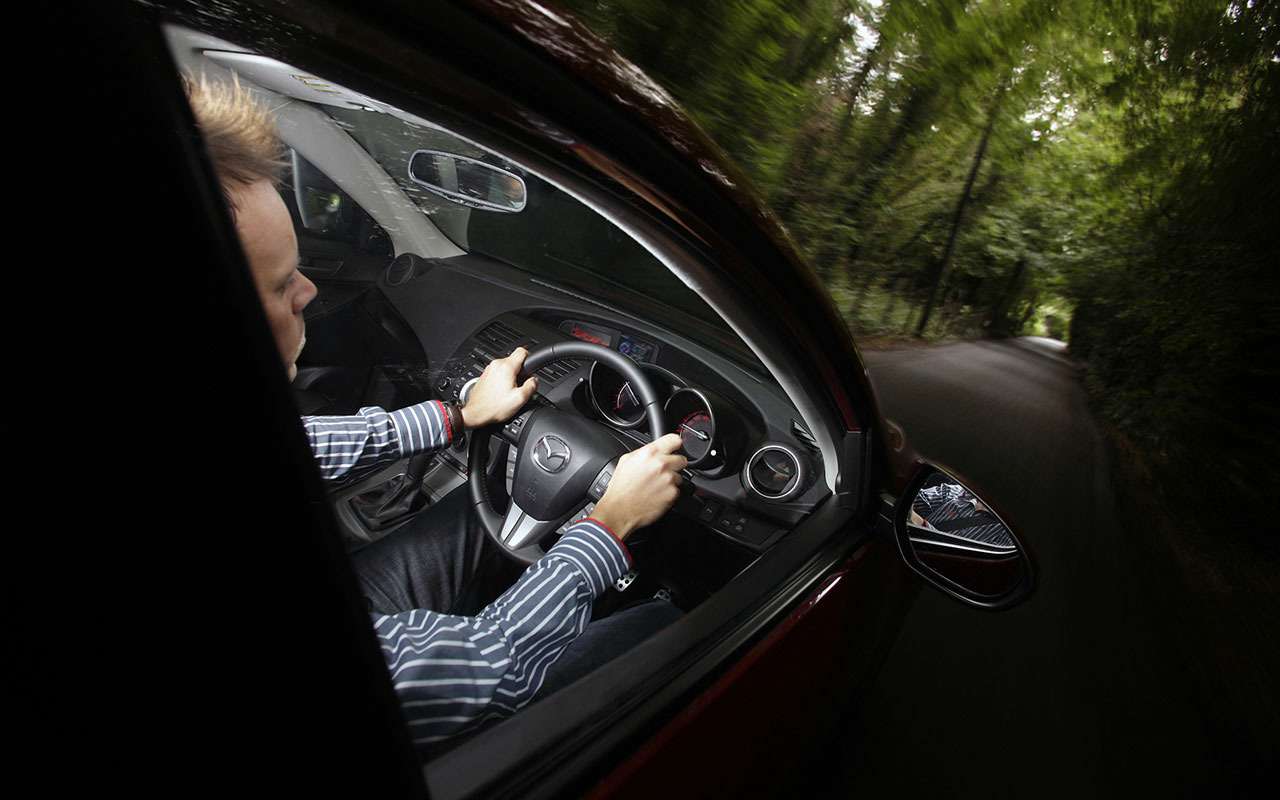 К праворульным машинам предъявят новые требования