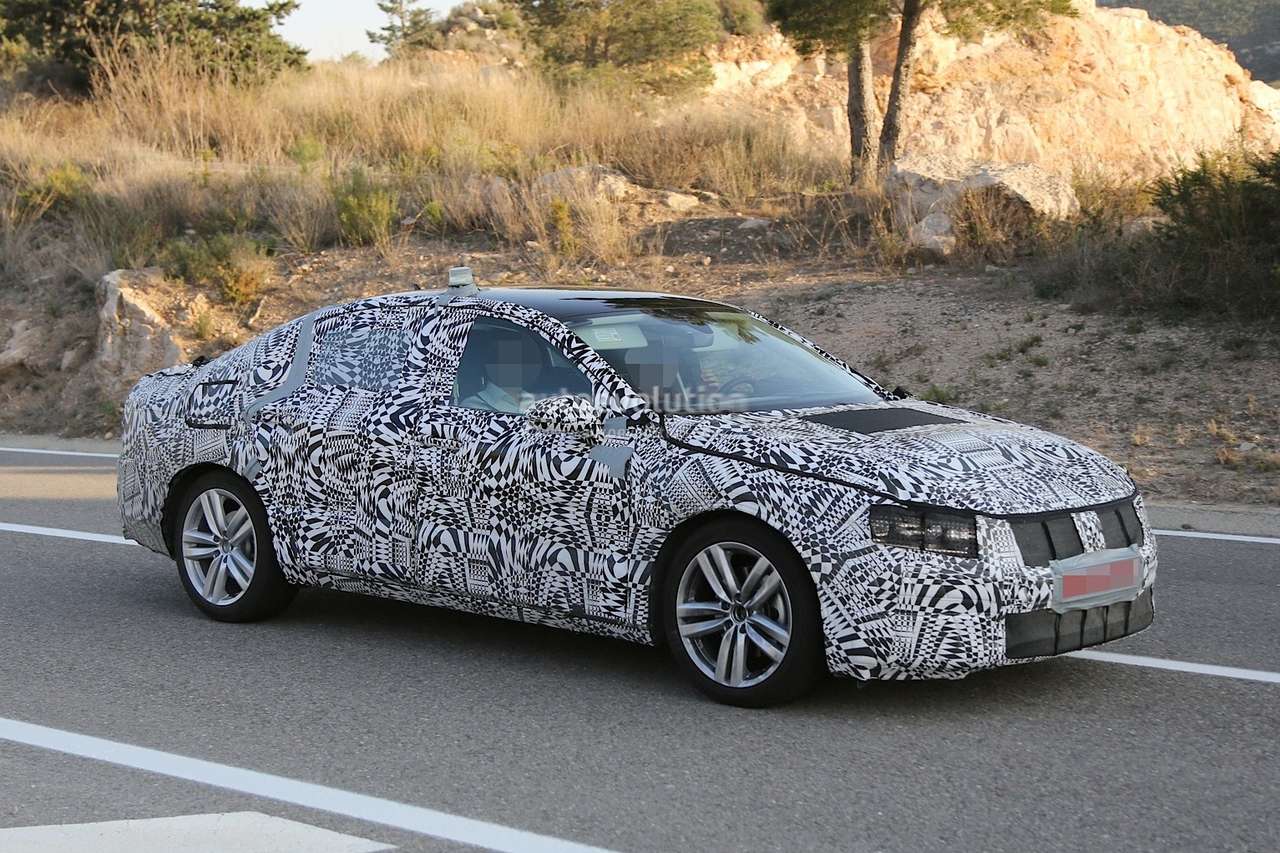 Восьмой VW Passat с новыми дизелем и DSG выйдет осенью 