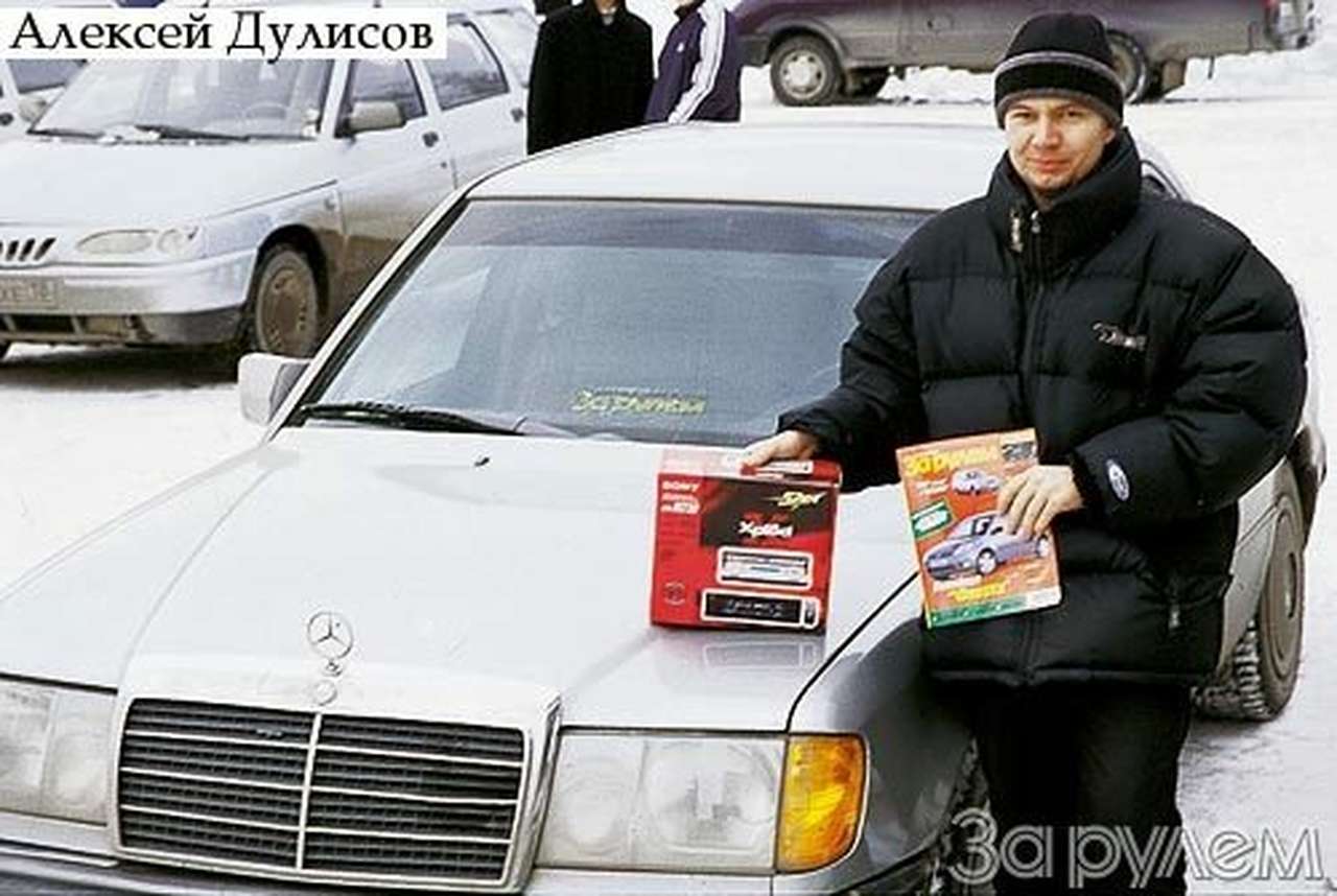 С подарками на родину... автомата