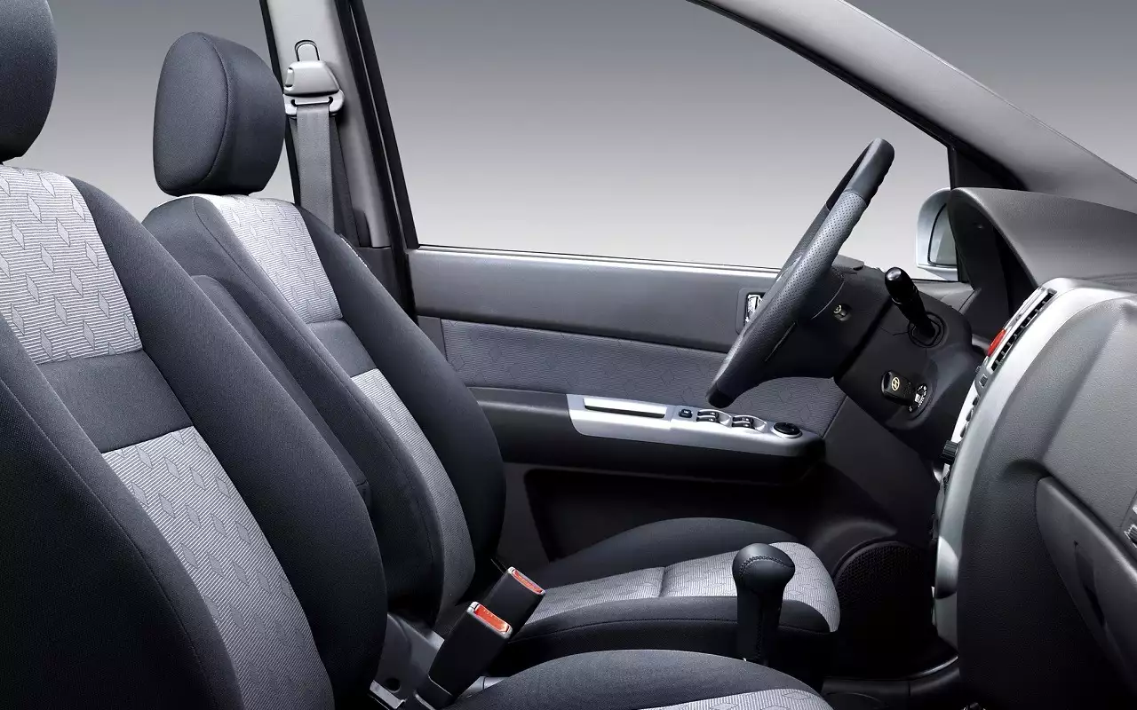 Интерьер Hyundai Getz