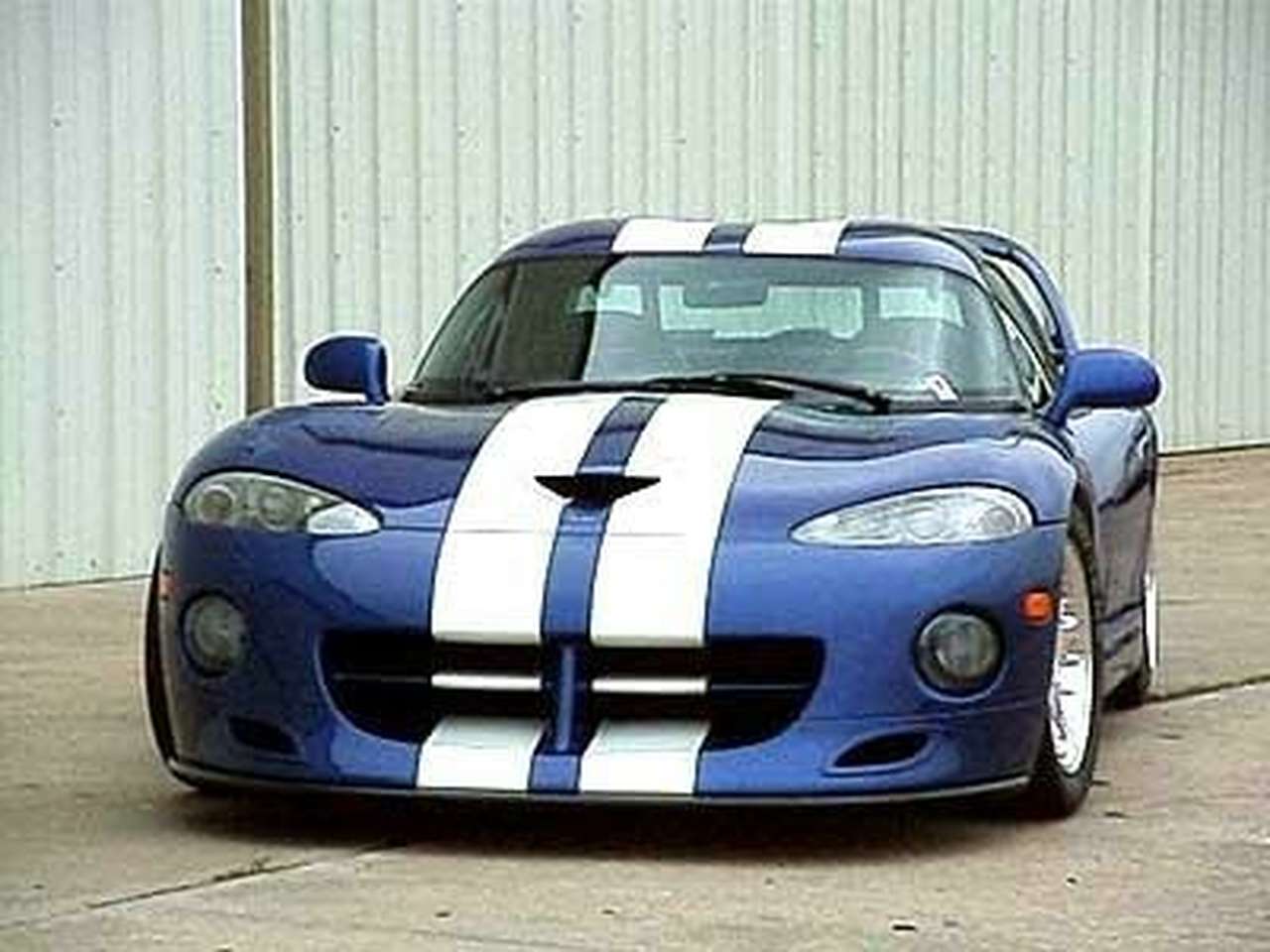 Dodge Viper в роли "самозванца"