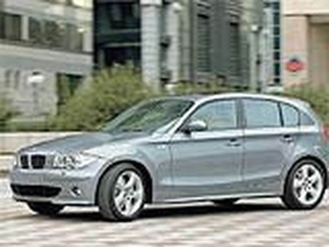 BMW объявляет российские цены на первую серию