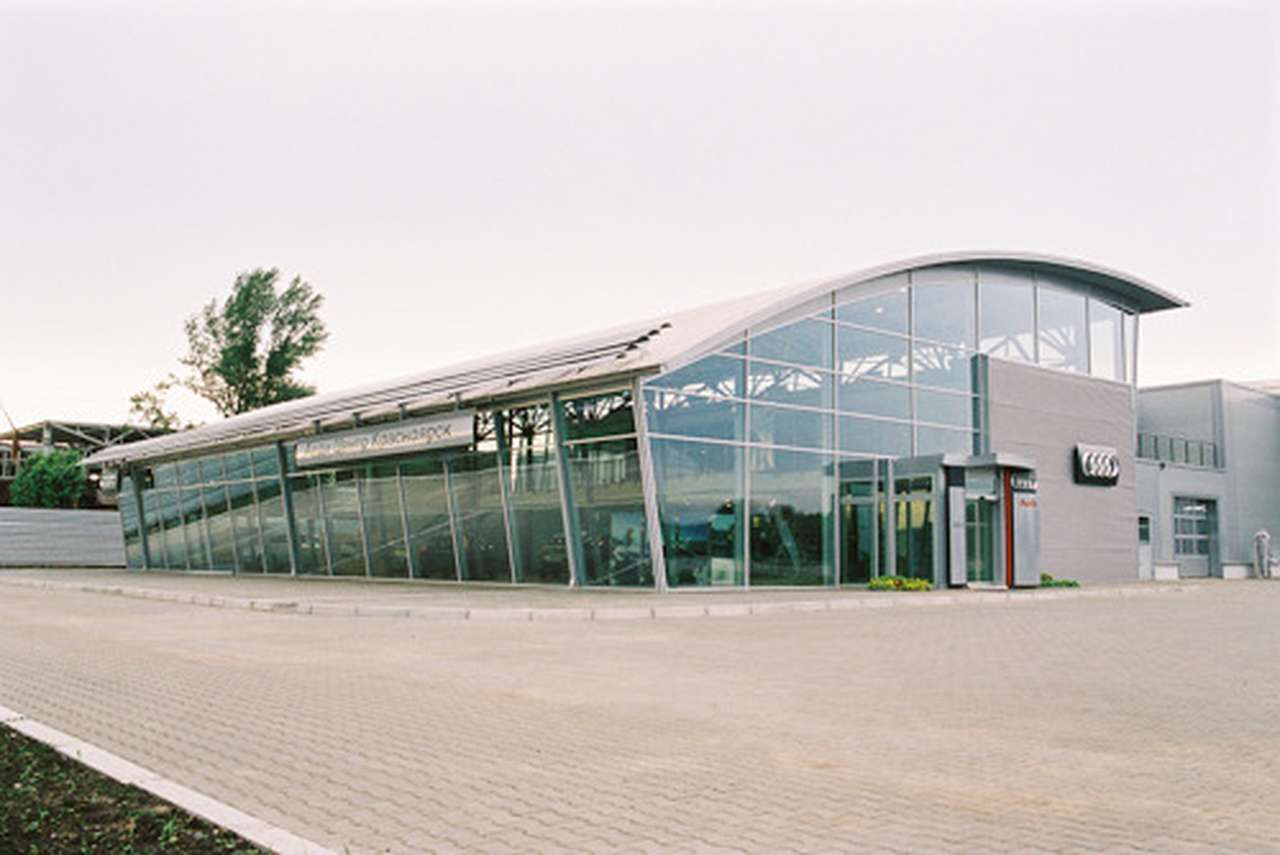 В Красноярске открылся фирменный центр Audi