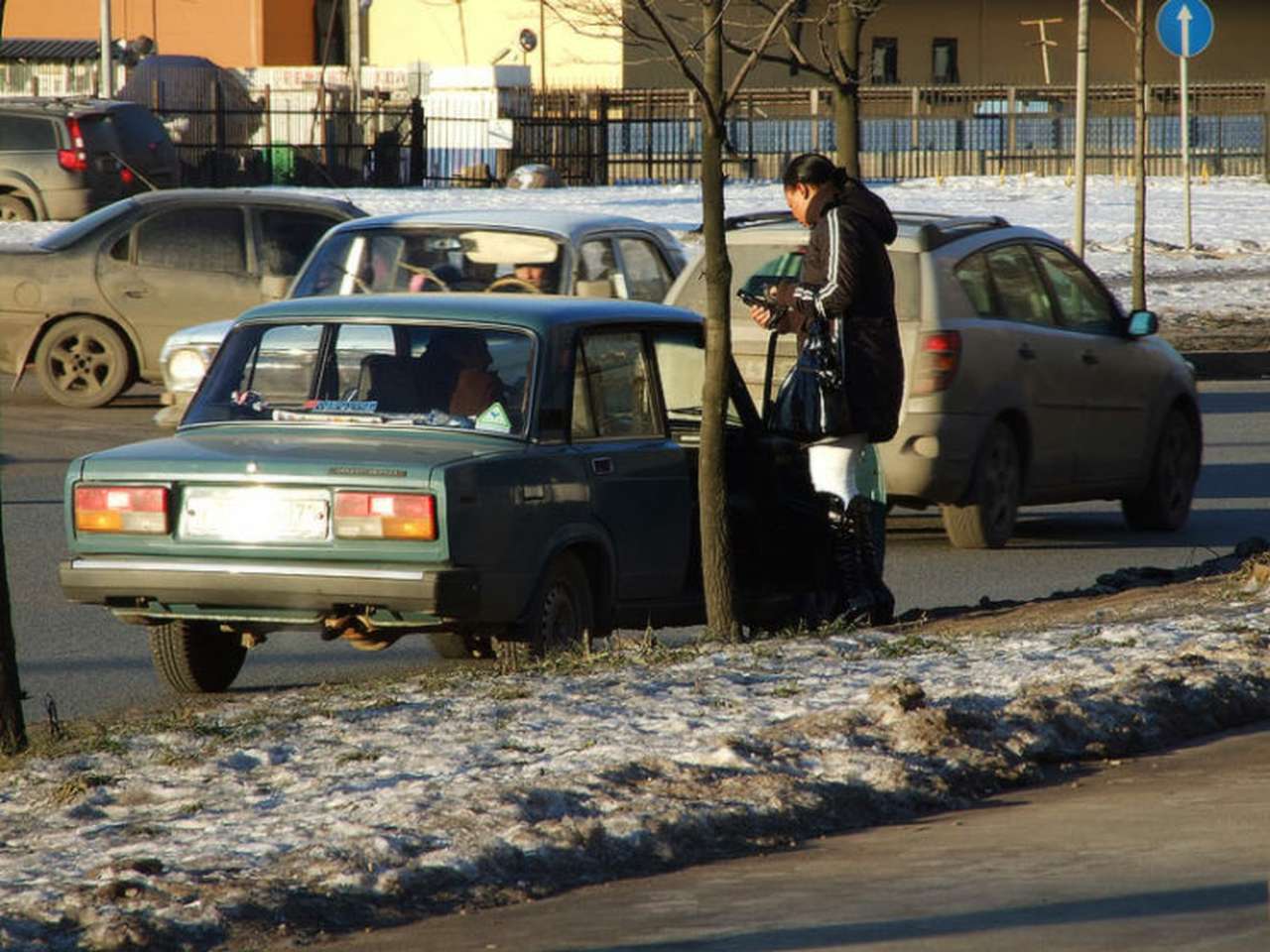 В Москве скоро рассекретят «бомбил» с иностранными номерами 