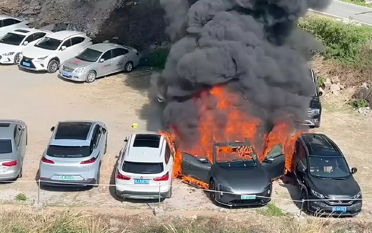 Avatr загорелся — и вы точно не угадаете причину