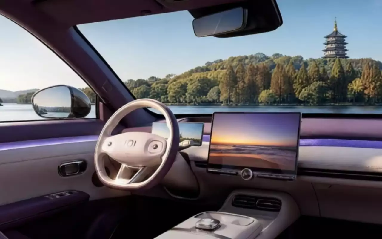 35 тыс. заказов за сутки: дебютировал новый кроссовер Changan